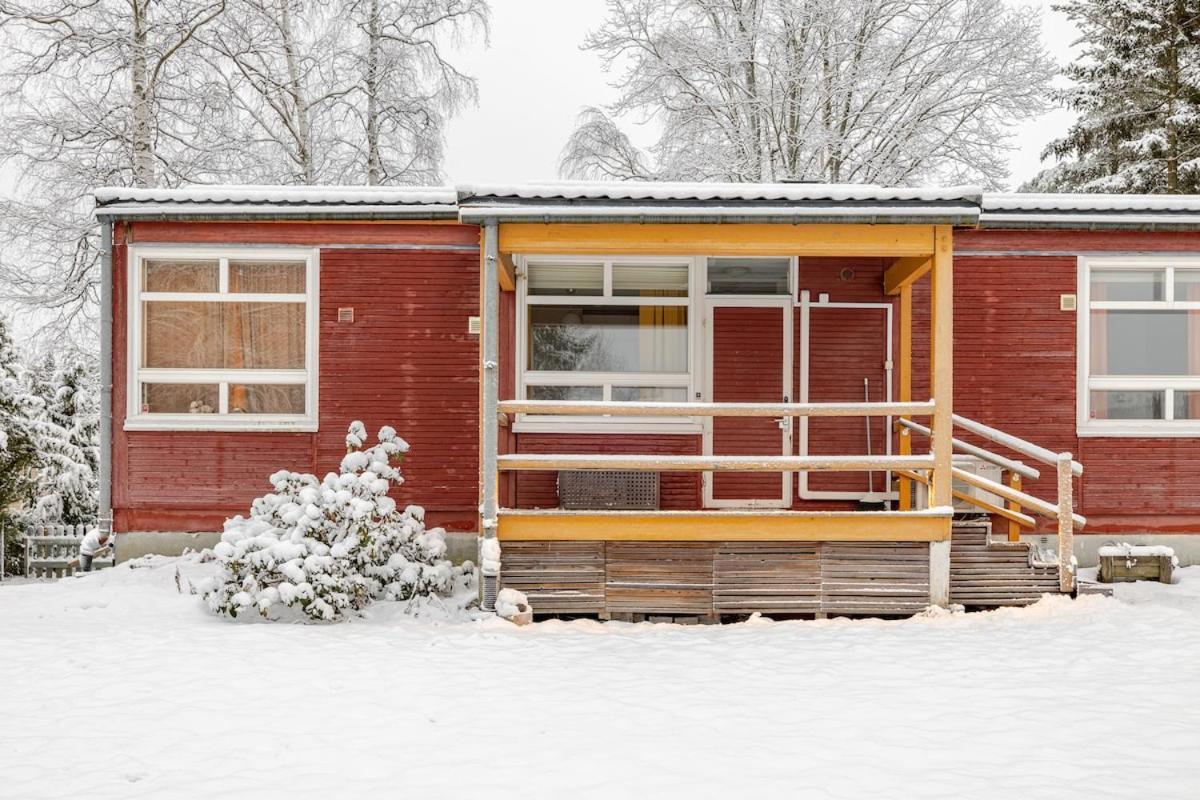 Bungalow House Flat In Rekola 33M2 Vantaa Exteriér fotografie
